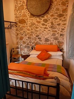 Anemomilos Upstairs bedroom